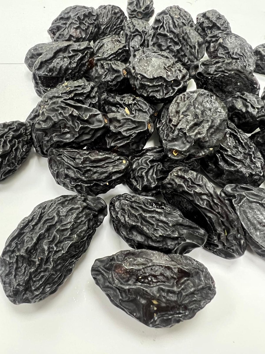 Prune uscate Stanley 70/80 fără sâmburi, Umiditate 26-28%, Moldova
